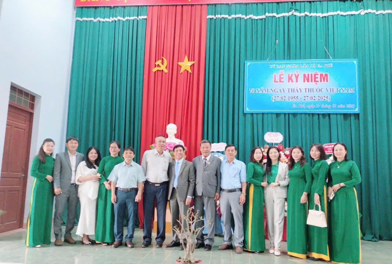 UBND xã Ea Phê tổ chức Lễ kỷ niệm 70 năm Ngày Thầy thuốc Việt Nam